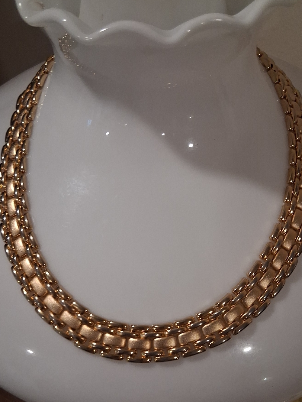 Gold Tone Link Necklace